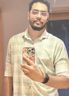 Raduan - Male escort in Dubai Photo 5 of 8