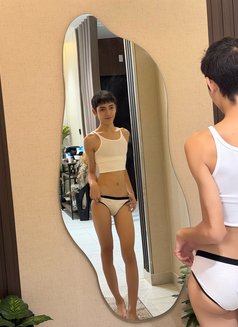 Rafael Young Boy🙂 - Male escort in Riyadh Photo 10 of 19