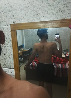 Raghav - Acompañantes masculino in Dehradun, Uttarakhand Photo 2 of 2