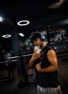 Raghav - Male escort in Jaipur Photo 1 of 5