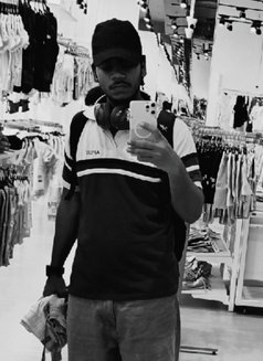 Raghav - Male escort in Jaipur Photo 2 of 5
