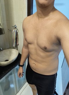 Raghav, Male Escort in Mumbai - Male escort in Mumbai Photo 3 of 3