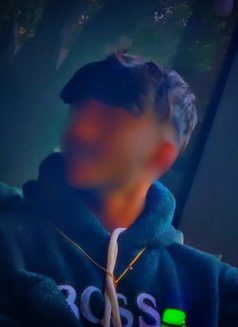 krish - Acompañante masculino in Bangalore Photo 1 of 3