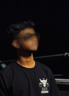 krish - Acompañante masculino in Bangalore Photo 3 of 3