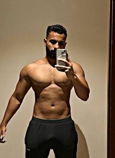 Raghav69 - Male adult performer in Pune Photo 1 of 2