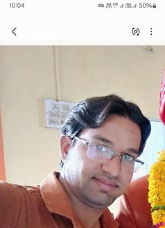Raghuveer - Male escort in Bhopal Photo 2 of 3