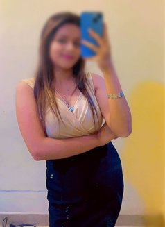 Ragini (Cam🥀meet) Individual - puta in Hyderabad Photo 1 of 4