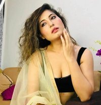 Ragini - puta in Hyderabad