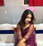 Ragini - puta in Bangalore Photo 1 of 2