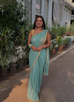 Ragini - puta in Colombo Photo 4 of 4