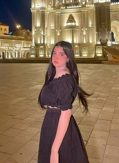 Ragini - escort in Dubai Photo 1 of 4