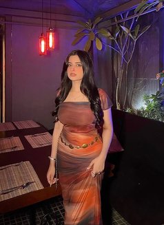 Ragini - escort in Dubai Photo 2 of 4