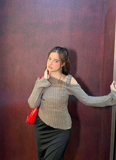 Ragini - escort in Dubai Photo 4 of 4