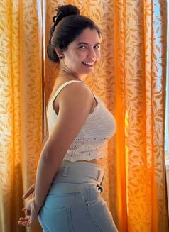 Ragini - escort in Kochi Photo 1 of 3