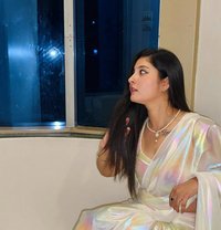 Ragini - escort in Kolkata Photo 1 of 6
