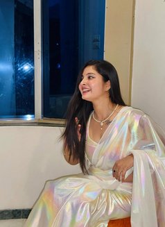 Ragini - escort in Kolkata Photo 4 of 6