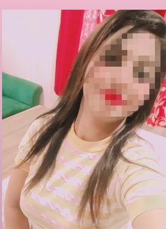 Ragini available for real meets - puta in Kolkata Photo 3 of 3