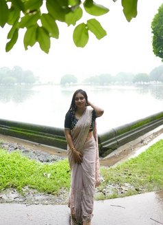Ragini - escort in Kolkata Photo 1 of 3