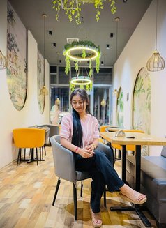 Ragini - escort in Mumbai Photo 3 of 3
