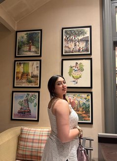 Ragini - escort in New Delhi Photo 2 of 3