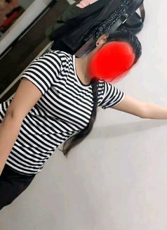 Ragini - adult performer in Lucknow Photo 1 of 2