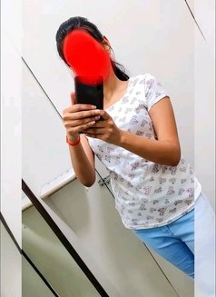 Ragini - adult performer in Lucknow Photo 2 of 2