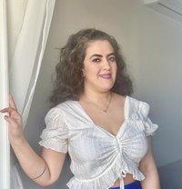 Raha - puta in Muscat