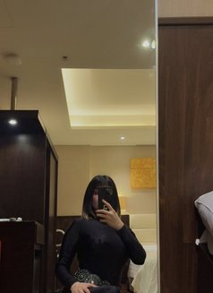 Raha - puta in Muscat Photo 3 of 4