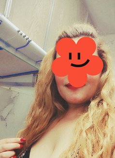 Rahaf - puta in Ajmān Photo 1 of 3