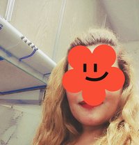 Rahaf - puta in Ajmān