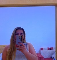 Rahaf - puta in Ajmān