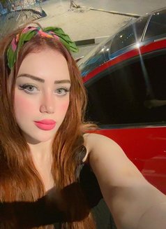 Rahaf - puta in Dubai Photo 2 of 2