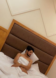 Rahat - Acompañantes masculino in Mumbai Photo 4 of 4