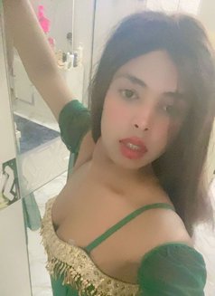 Rahi - Intérprete transexual de adultos in Muscat Photo 1 of 3