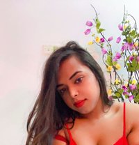 Rahi - Transsexual adult performer in Muscat