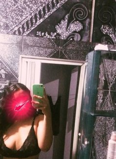 Rahma - puta in Cairo Photo 1 of 2