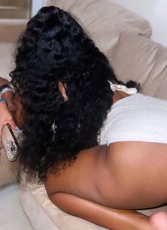 Rahma - escort in Al Manama Photo 3 of 4