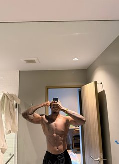 Rahufu - Male escort in Bangkok Photo 1 of 3