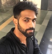 Rahul 7+big - Male escort in New Delhi