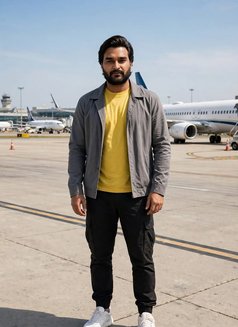 Rahul Bidla - masseur in New Delhi Photo 12 of 13