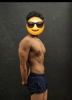 Rahul Buddy - Acompañantes masculino in Kolkata Photo 2 of 3