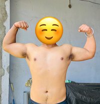Rahul Bull - Acompañantes masculino in New Delhi