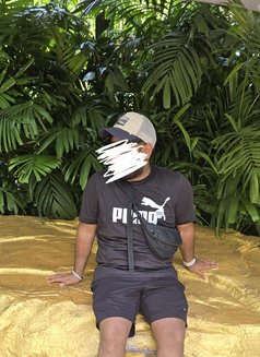 Rahul Dave - Male escort in Shanghai Photo 1 of 2