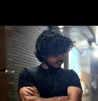 Rahul Dev - Acompañantes masculino in New Delhi