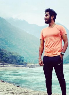 Rahul Dev - Acompañantes masculino in New Delhi Photo 4 of 7