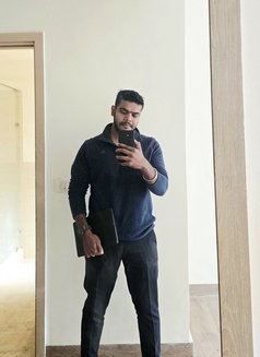 Rahul Dev - Acompañantes masculino in New Delhi Photo 2 of 9