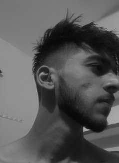Rahul Fauzdar - Male escort in Jaipur Photo 1 of 2