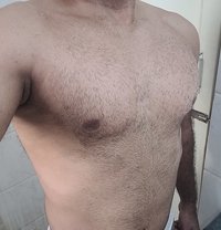 Rahul Full Body Massuer Surat - Acompañantes masculino in Surat