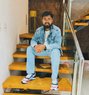 Rahul - Male escort in Mumbai Photo 1 of 2