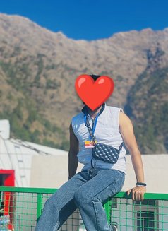 Rahul in Delhi - Male escort in New Delhi Photo 2 of 3